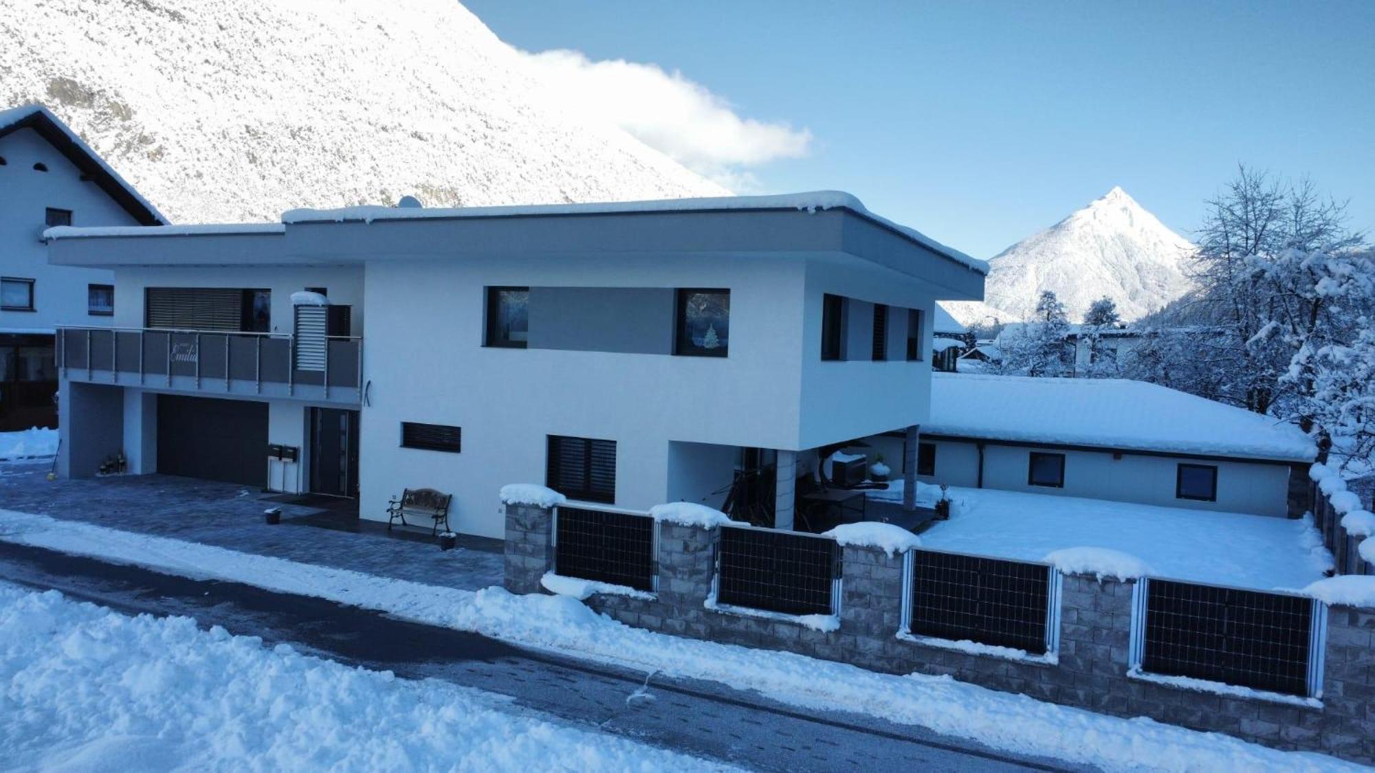 Apart Emilia Schönwies Exterior foto