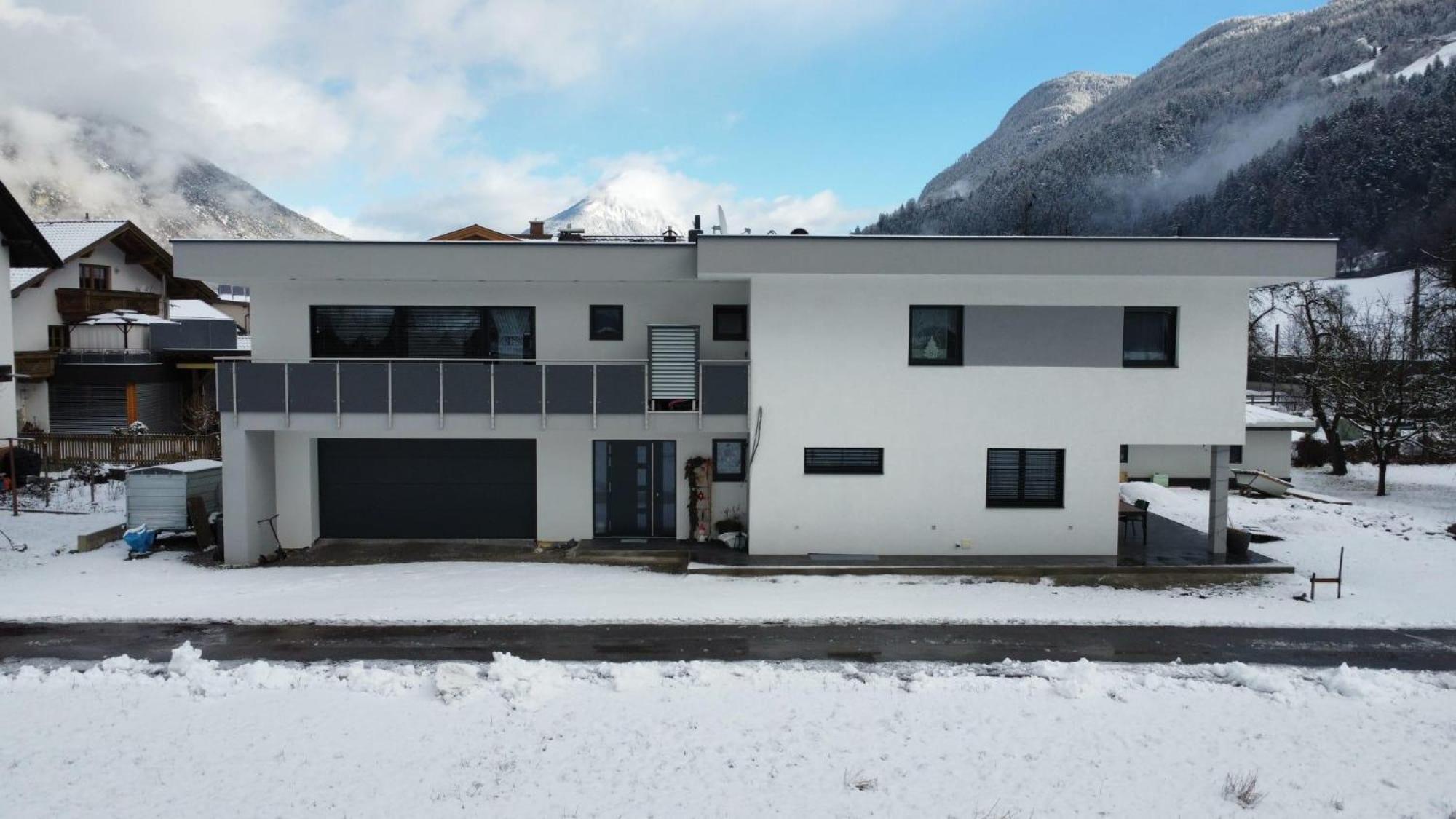Apart Emilia Schönwies Exterior foto